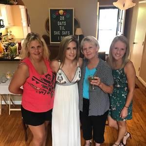 Meet your Posher, Kelly